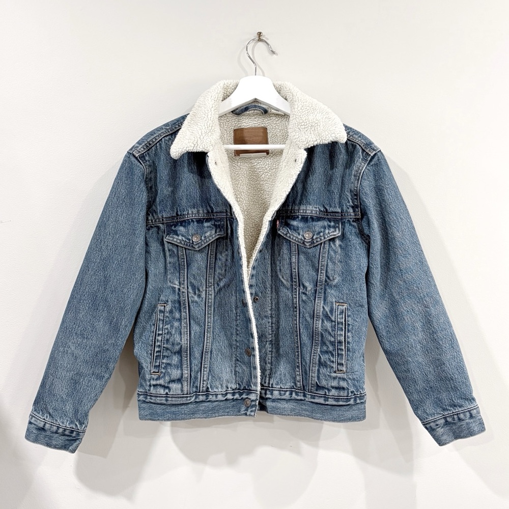 Levi’s Premium Women’s Sherpa Denim Jacket Small Big E Reissue Trucker Coat